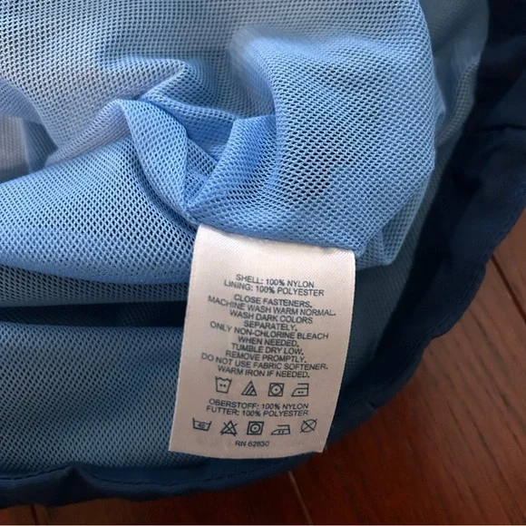 Lands End women’s Rain Jacket wind breaker large navy - Picture 11 of 11